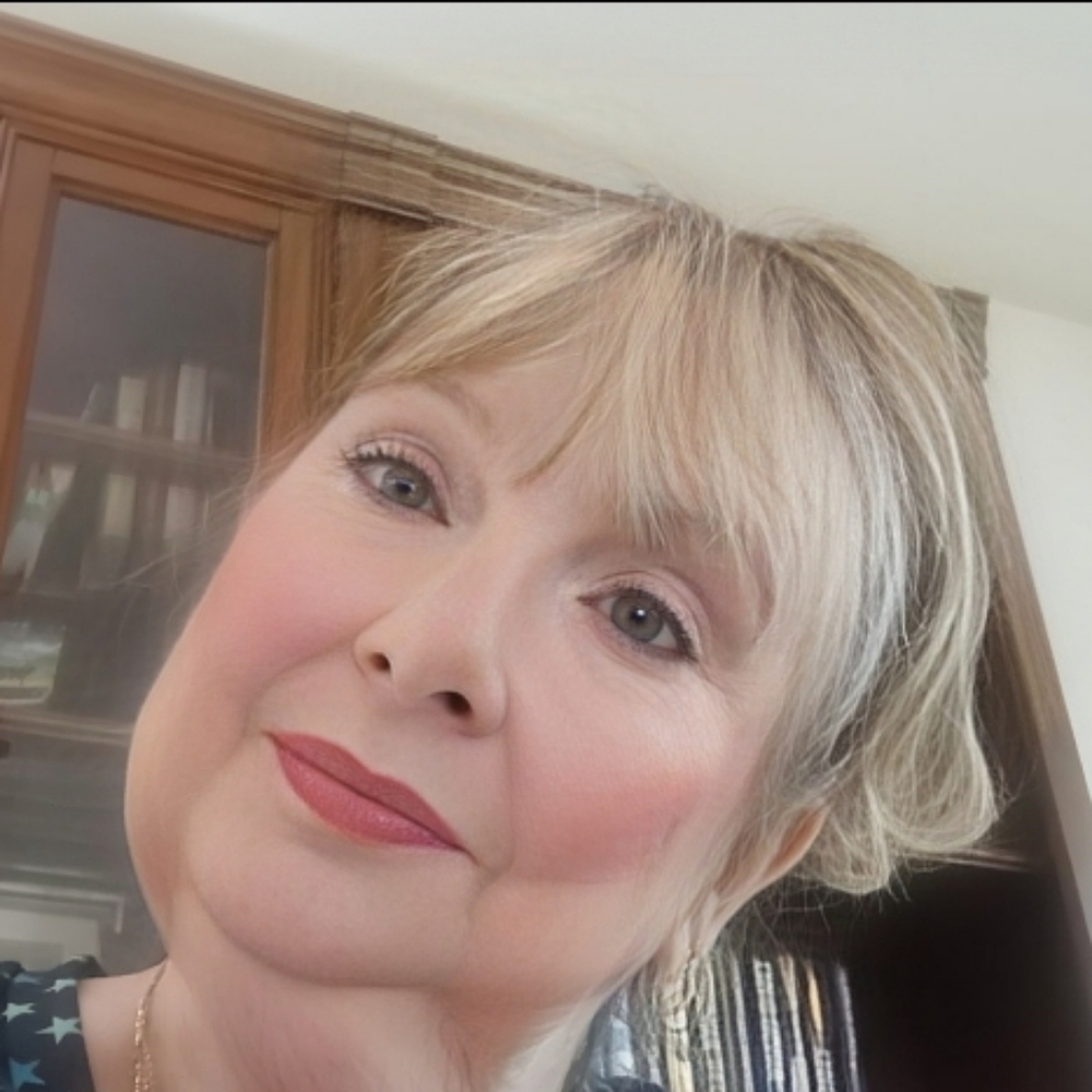 Meet your Posher, Jane